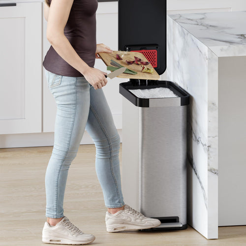 13.2 Gallon Kitchen Trash Can with Odor Filter L304